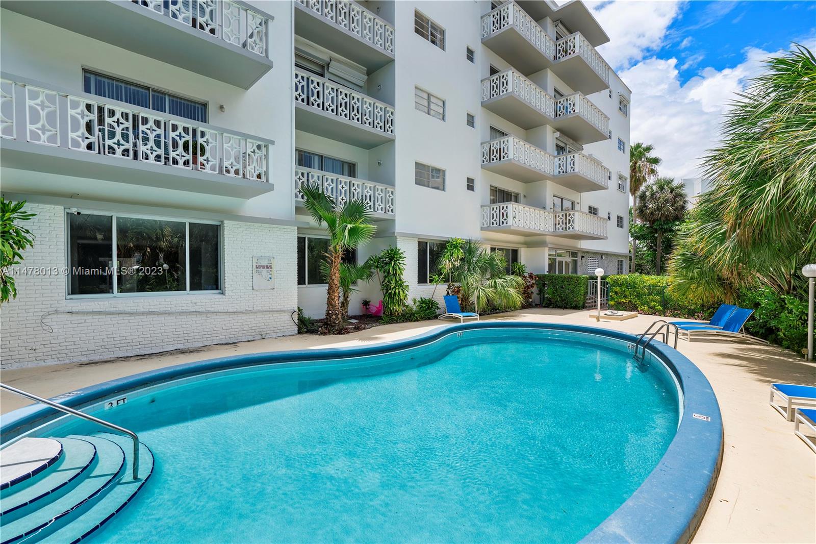 9700 E Bay Harbor Dr 505, Bay Harbor Islands, Florida 33154, 1 Bedroom Bedrooms, ,1 BathroomBathrooms,Residential,For Sale,9700 E Bay Harbor Dr 505,A11478013