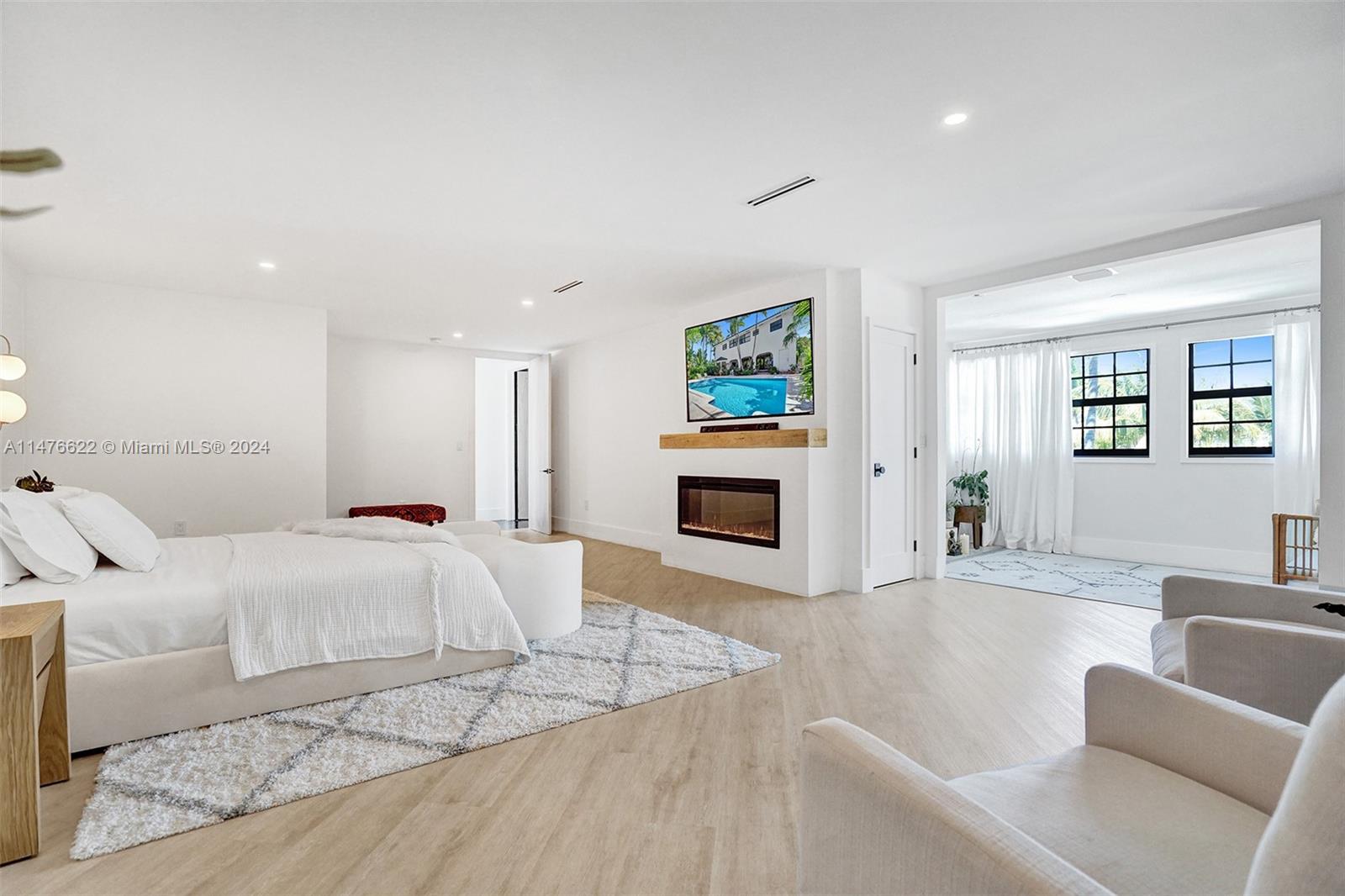 1825 Daytonia Rd, Miami Beach, FL, 33141 United States, 5 Bedrooms Bedrooms, ,4 BathroomsBathrooms,Residential,For Sale,Daytonia Rd,A11476622