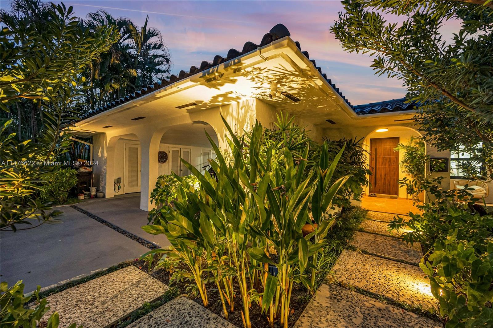 1825 Daytonia Rd, Miami Beach, FL, 33141 United States, 5 Bedrooms Bedrooms, ,4 BathroomsBathrooms,Residential,For Sale,Daytonia Rd,A11476622