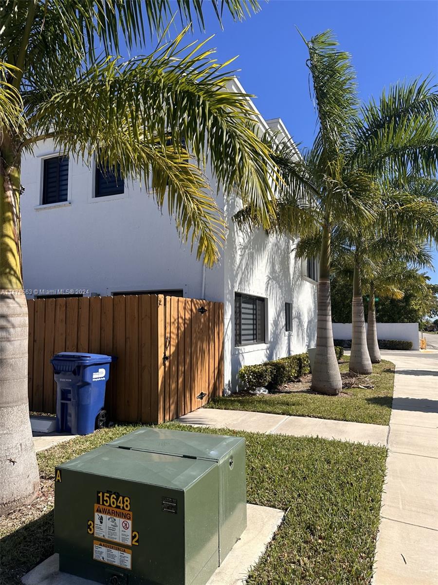 25372 SW 135th Ave 25372, Homestead, Florida 33032, 3 Bedrooms Bedrooms, ,3 BathroomsBathrooms,Residentiallease,For Rent,25372 SW 135th Ave 25372,A11478563