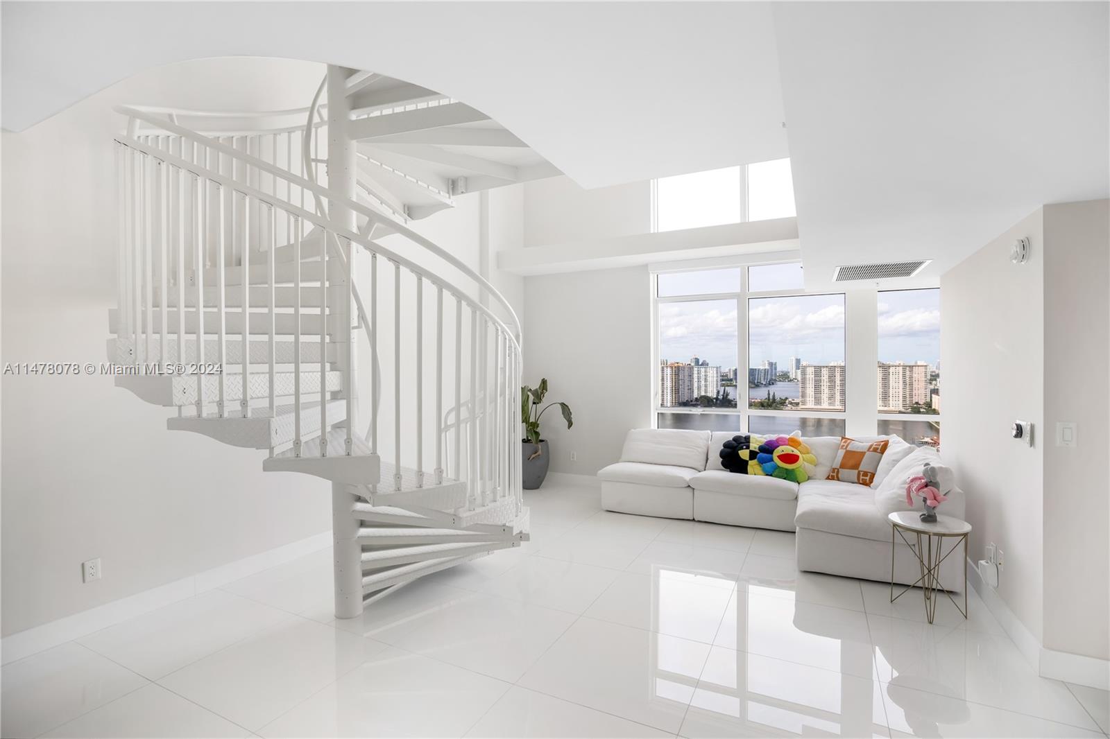 400 Sunny Isles Blvd 2019, Sunny Isles Beach, Florida 33160, 4 Bedrooms Bedrooms, ,4 BathroomsBathrooms,Residential,For Sale,400 Sunny Isles Blvd 2019,A11478078