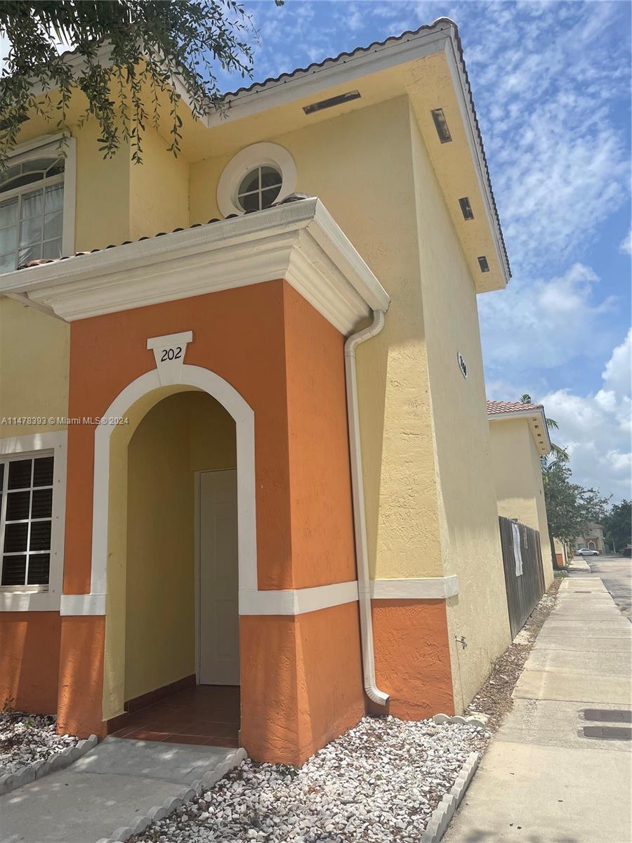 7160 NW 174th Ter 202, Hialeah, Florida 33015, 3 Bedrooms Bedrooms, ,2 BathroomsBathrooms,Residential,For Sale,7160 NW 174th Ter 202,A11478393