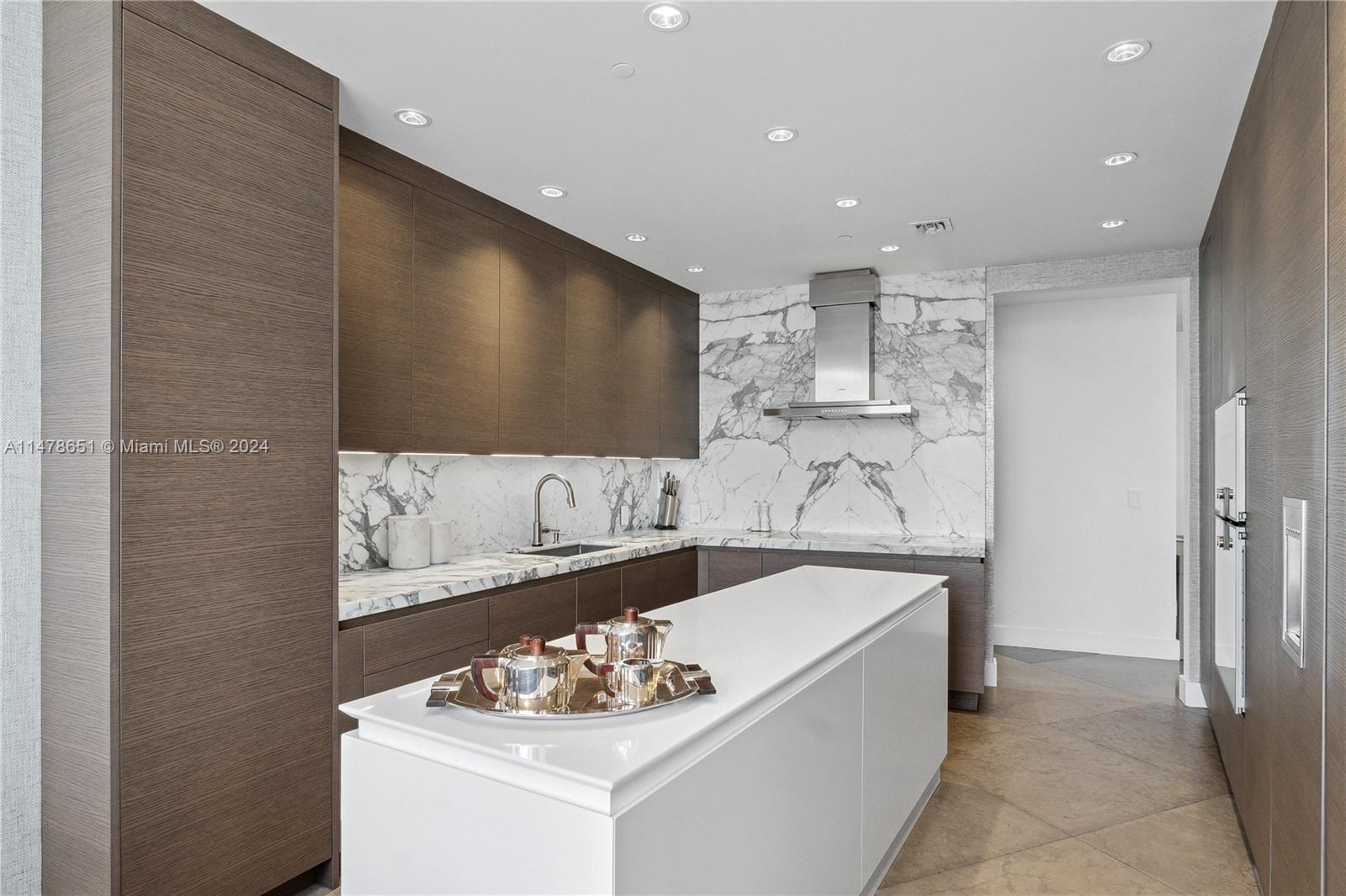 901 Brickell Key Blvd, Miami, FL, 33131 United States, 4 Bedrooms Bedrooms, ,4 BathroomsBathrooms,Residential,For Sale,Brickell Key Blvd,A11478651