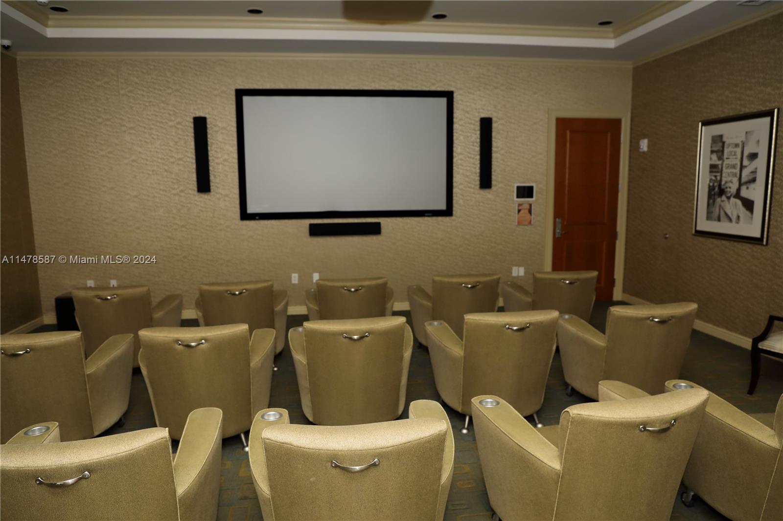 347 New River Dr, Fort Lauderdale, FL, 33301 United States, 2 Bedrooms Bedrooms, ,2 BathroomsBathrooms,Residential,For Sale,New River Dr,A11478587