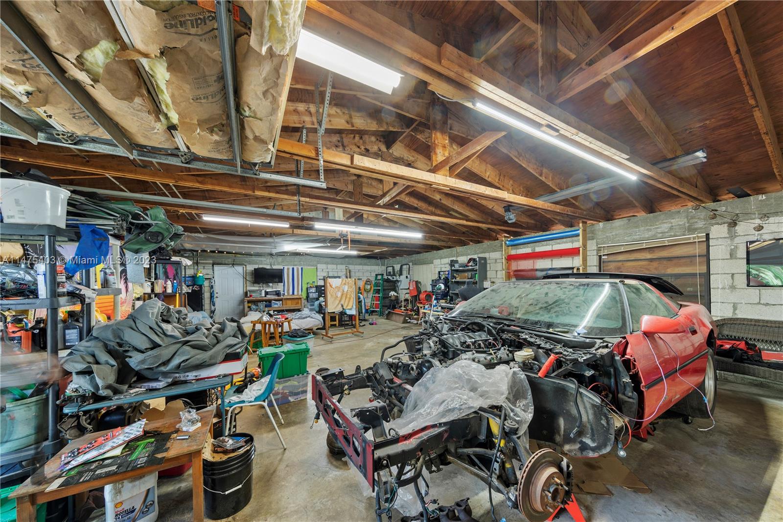 Garage