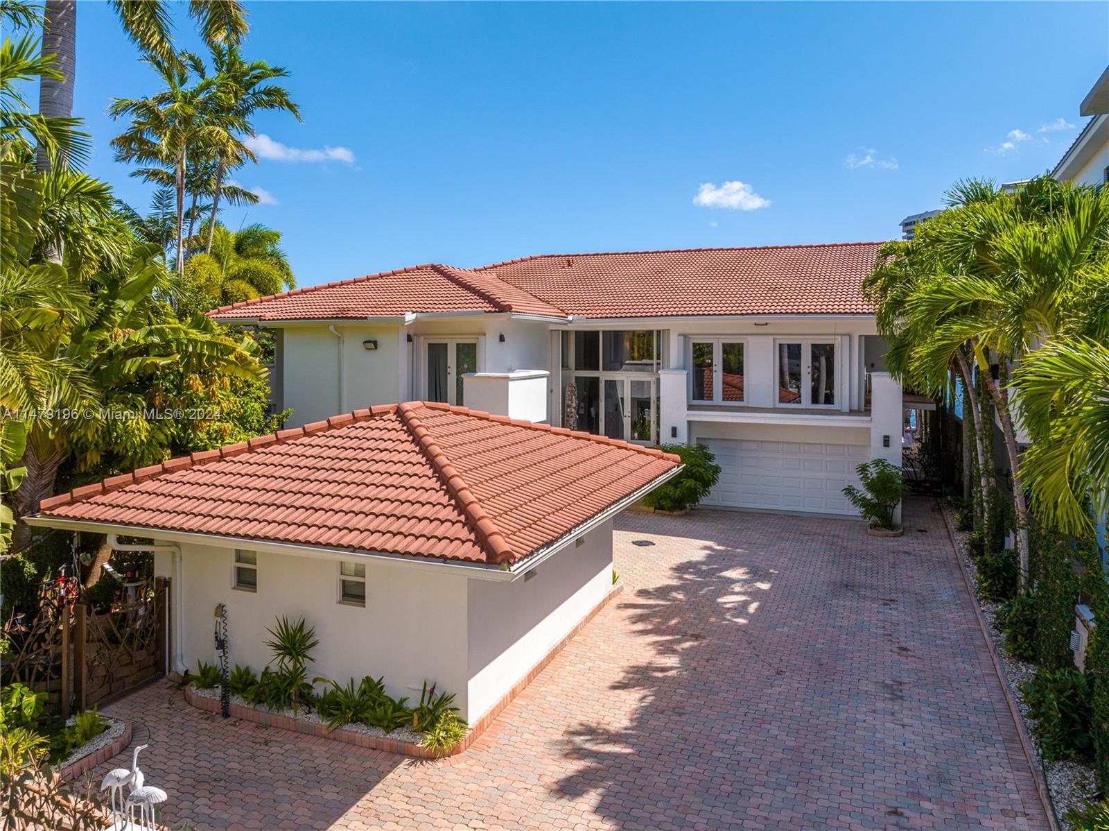 1740 Bayshore Ln, Miami, FL, 33133 United States, 8 Bedrooms Bedrooms, ,10 BathroomsBathrooms,Residential,For Sale,Bayshore Ln,A11479196