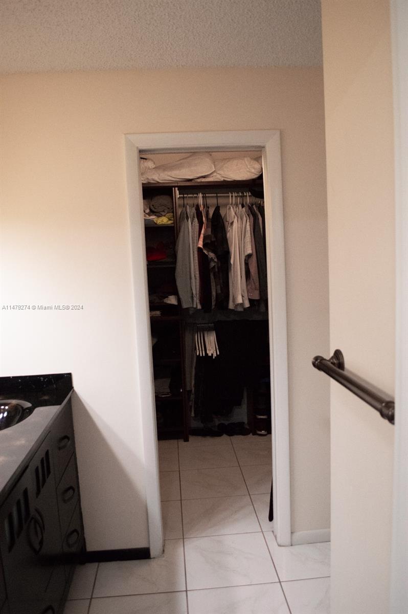 10597 E Clairmont Cir 212, Tamarac, Florida 33321, 2 Bedrooms Bedrooms, ,2 BathroomsBathrooms,Residential,For Sale,10597 E Clairmont Cir 212,A11479274