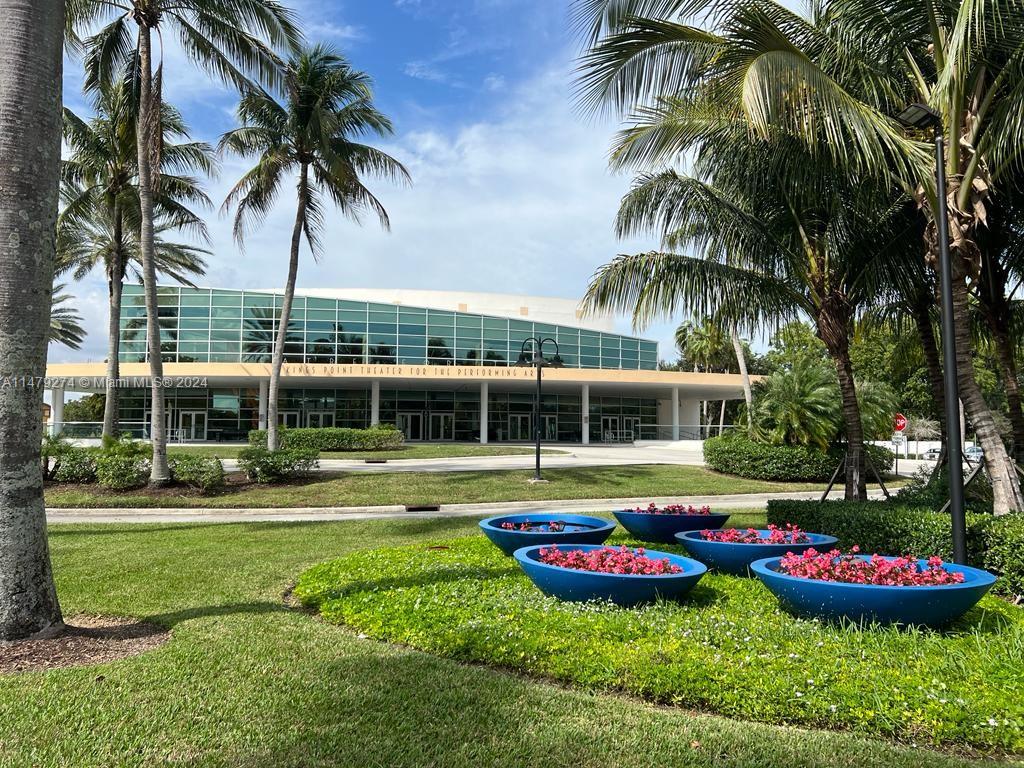 Kings Point Theater for the Performing Arts