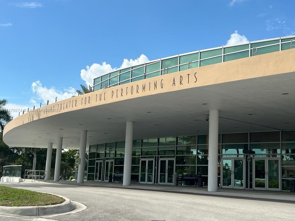 Kings Point Theater for the Performing Arts