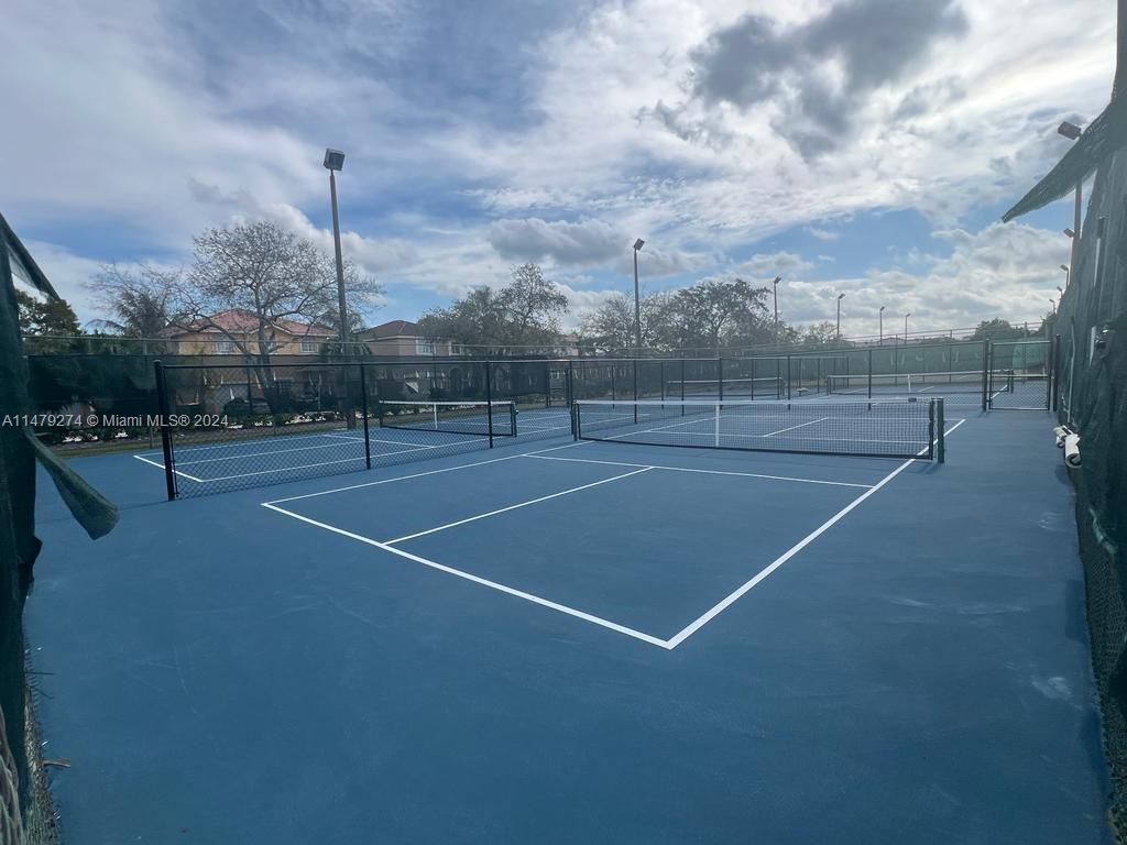 Clubhouse Tennis Courts