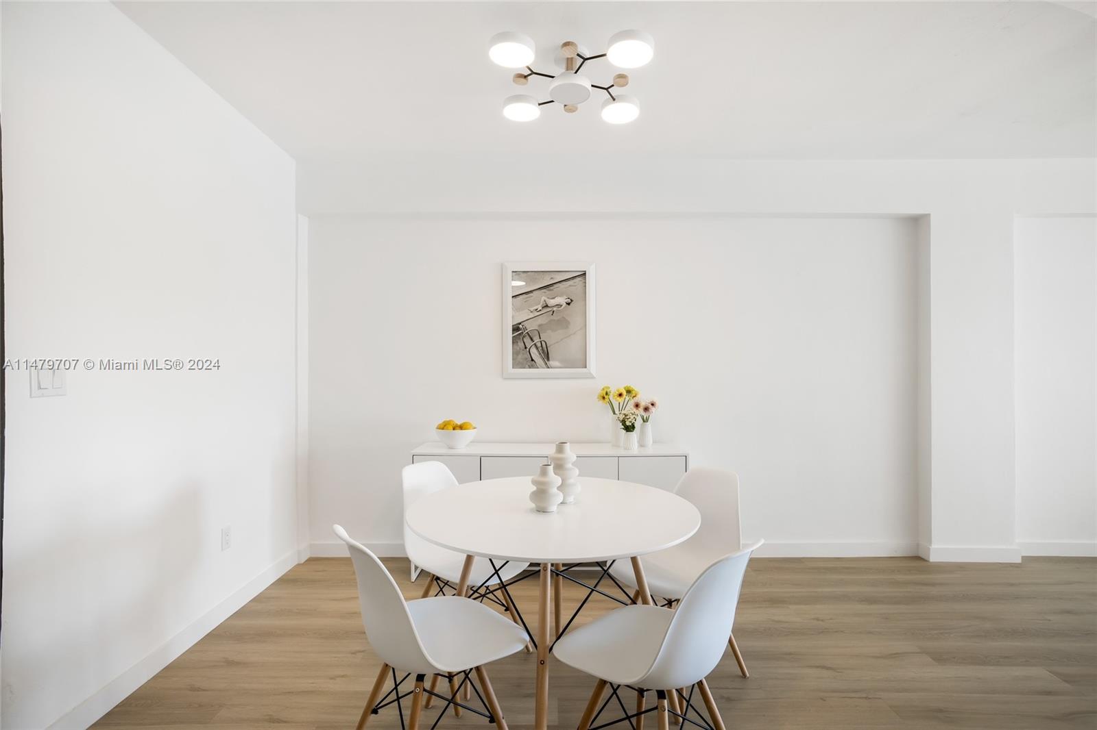 9881 E Bay Harbor Dr 302, Bay Harbor Islands, Florida 33154, 1 Bedroom Bedrooms, ,1 BathroomBathrooms,Residentiallease,For Rent,9881 E Bay Harbor Dr 302,A11479707