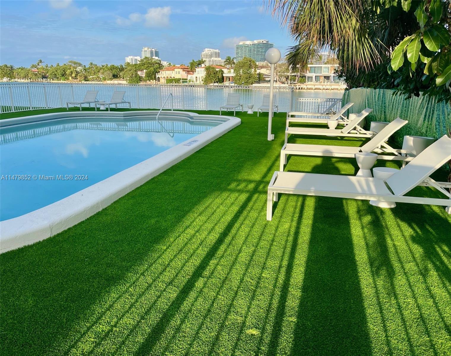 9881 E Bay Harbor Dr 303, Bay Harbor Islands, Florida 33154, 1 Bedroom Bedrooms, ,1 BathroomBathrooms,Residentiallease,For Rent,9881 E Bay Harbor Dr 303,A11479852