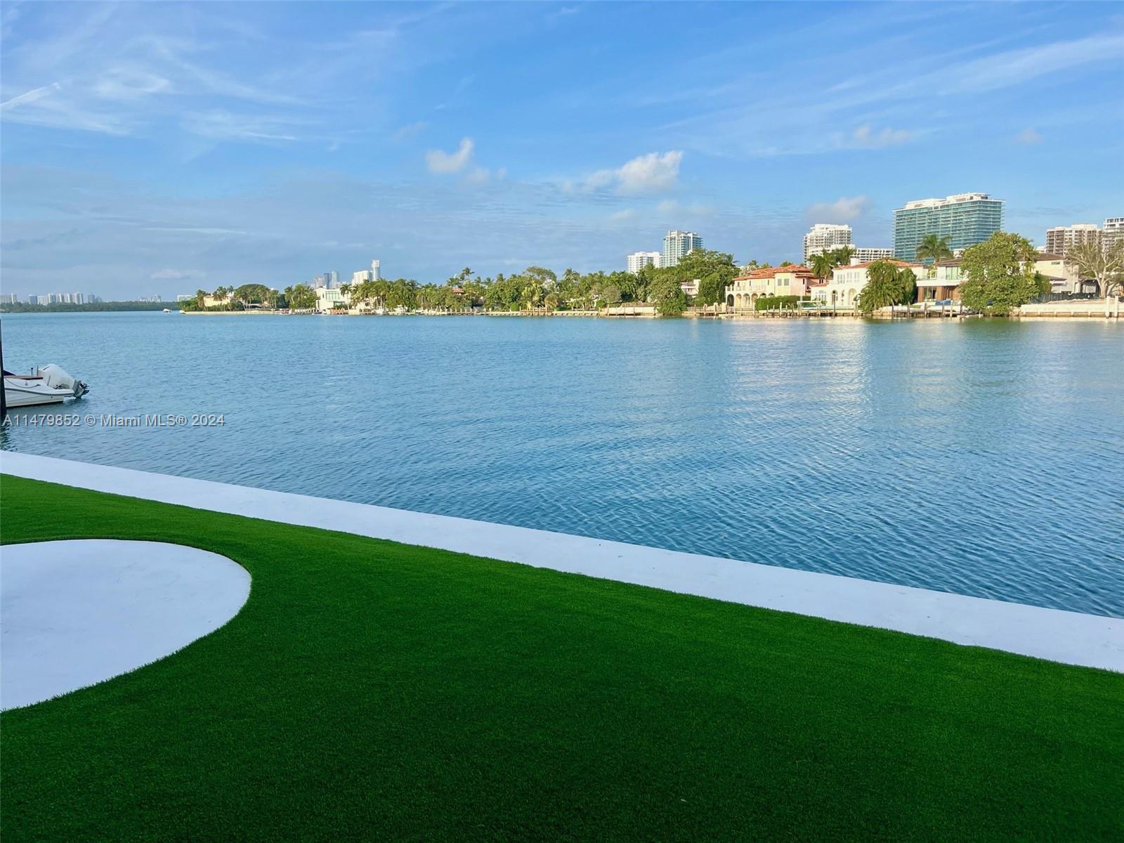 9881 E Bay Harbor Dr 303, Bay Harbor Islands, Florida 33154, 1 Bedroom Bedrooms, ,1 BathroomBathrooms,Residentiallease,For Rent,9881 E Bay Harbor Dr 303,A11479852