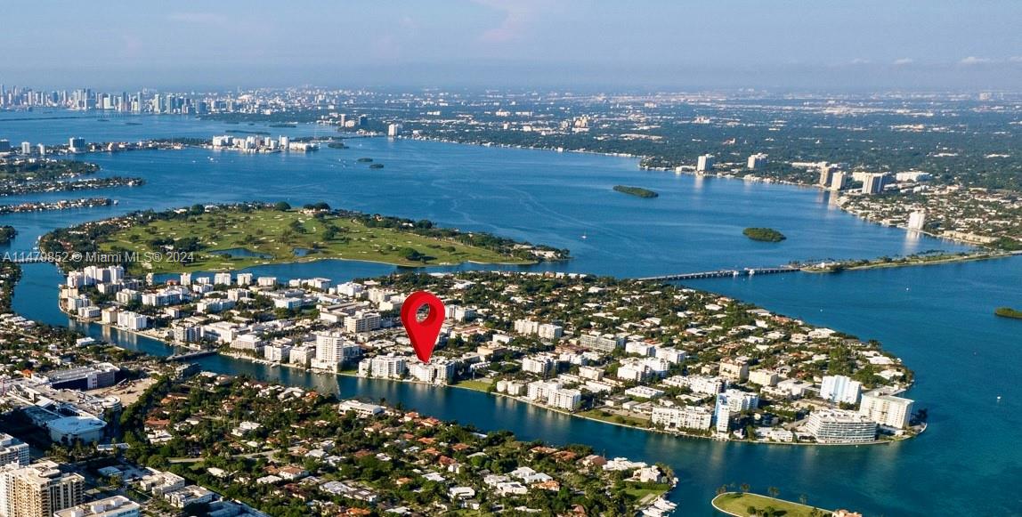 9881 E Bay Harbor Dr 303, Bay Harbor Islands, Florida 33154, 1 Bedroom Bedrooms, ,1 BathroomBathrooms,Residentiallease,For Rent,9881 E Bay Harbor Dr 303,A11479852