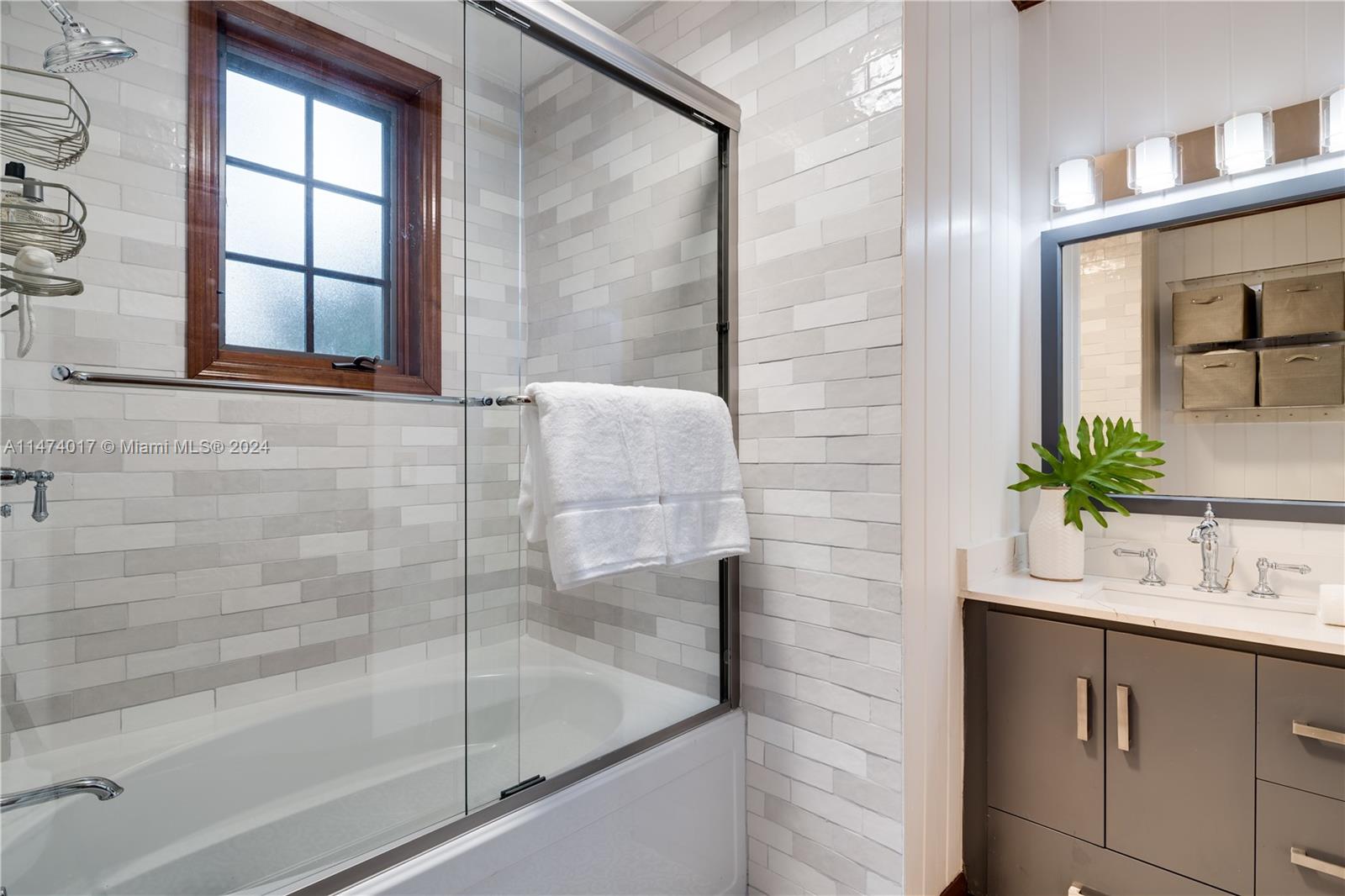 1203 Alhambra Cir, Coral Gables, FL, 33134 United States, 4 Bedrooms Bedrooms, ,4 BathroomsBathrooms,Residential,For Sale,Alhambra Cir,A11474017