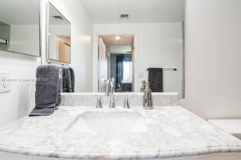 511 5th Ave, Fort Lauderdale, FL, 33301 United States, 2 Bedrooms Bedrooms, ,2 BathroomsBathrooms,Residential,For Sale,5th Ave,A11480517