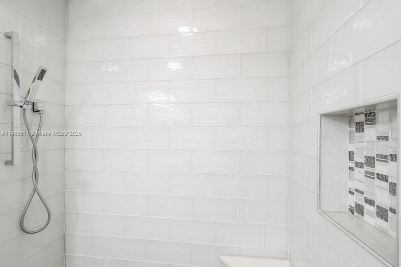 511 5th Ave, Fort Lauderdale, FL, 33301 United States, 2 Bedrooms Bedrooms, ,2 BathroomsBathrooms,Residential,For Sale,5th Ave,A11480517