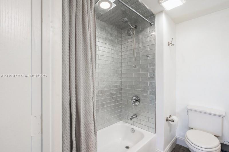 511 5th Ave, Fort Lauderdale, FL, 33301 United States, 2 Bedrooms Bedrooms, ,2 BathroomsBathrooms,Residential,For Sale,5th Ave,A11480517