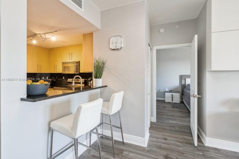 511 5th Ave, Fort Lauderdale, FL, 33301 United States, 2 Bedrooms Bedrooms, ,2 BathroomsBathrooms,Residential,For Sale,5th Ave,A11480517