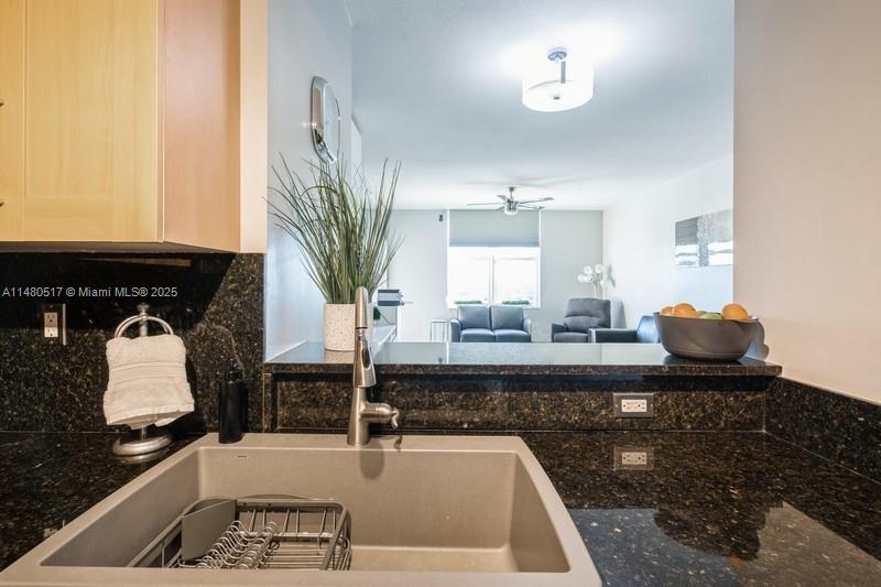 511 5th Ave, Fort Lauderdale, FL, 33301 United States, 2 Bedrooms Bedrooms, ,2 BathroomsBathrooms,Residential,For Sale,5th Ave,A11480517