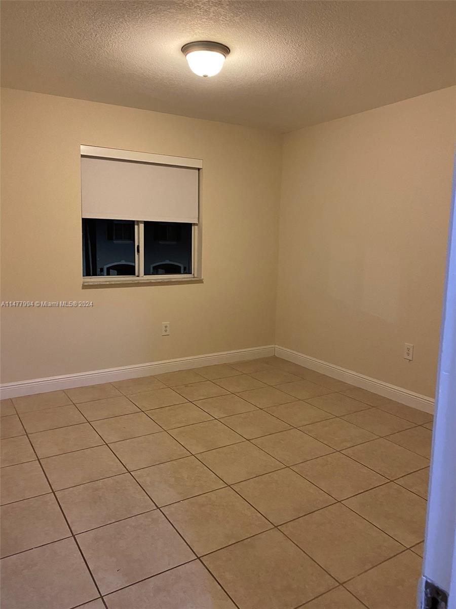 2929 SE 15th Ter 2929, Homestead, Florida 33035, 2 Bedrooms Bedrooms, ,2 BathroomsBathrooms,Residential,For Sale,2929 SE 15th Ter 2929,A11477994