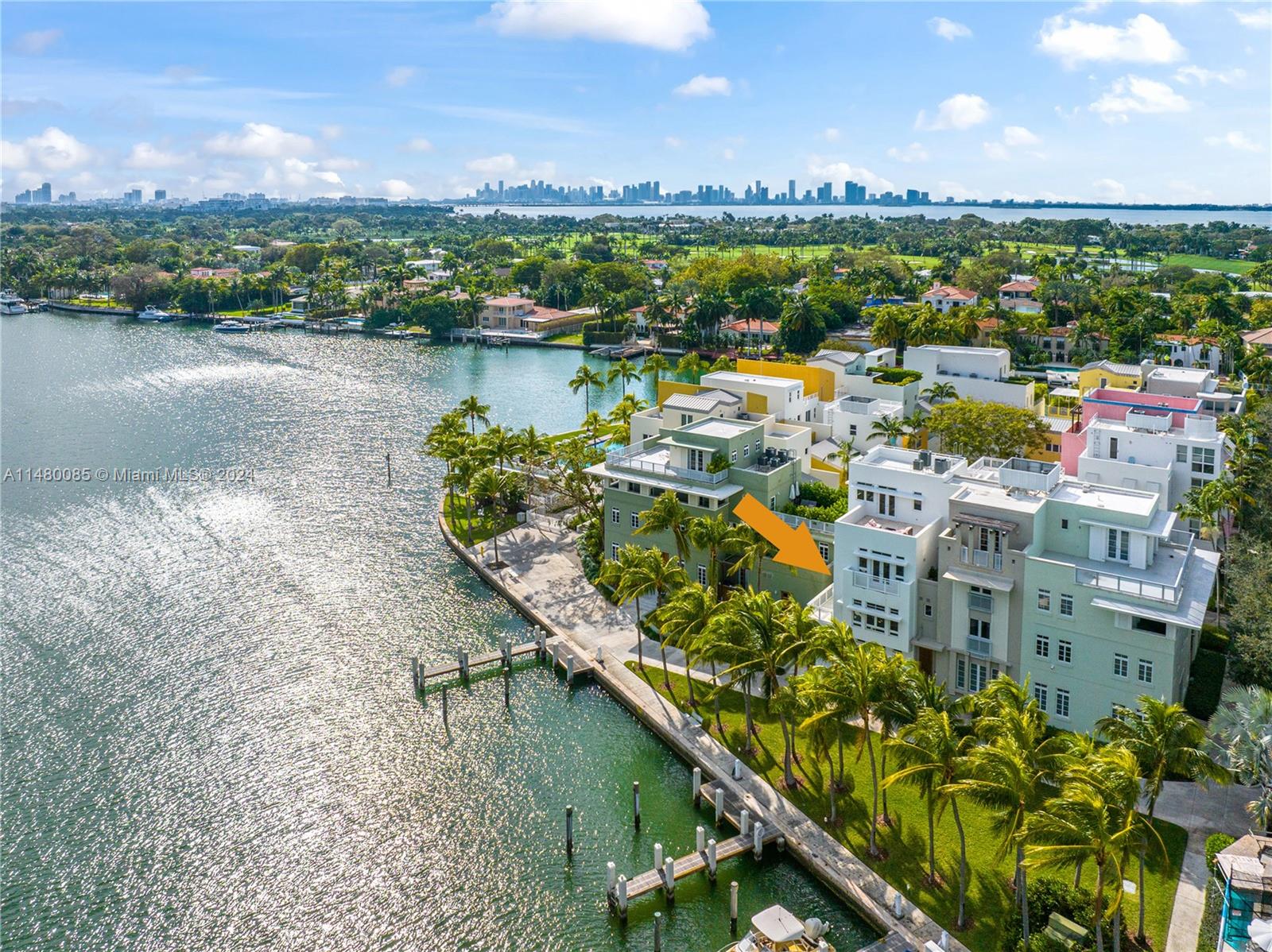6010 Aqua Path, Miami Beach, FL, 33141 United States, 5 Bedrooms Bedrooms, ,4 BathroomsBathrooms,Residential,For Sale,Aqua Path,A11480085