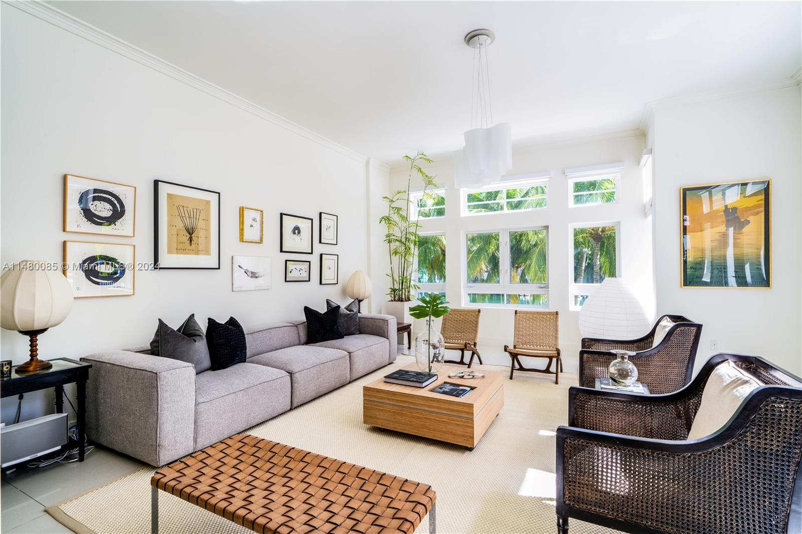 6010 Aqua Path, Miami Beach, FL, 33141 United States, 5 Bedrooms Bedrooms, ,4 BathroomsBathrooms,Residential,For Sale,Aqua Path,A11480085