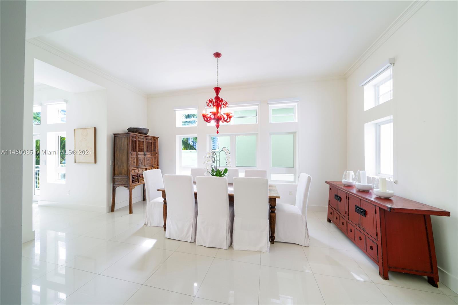 6010 Aqua Path, Miami Beach, FL, 33141 United States, 5 Bedrooms Bedrooms, ,4 BathroomsBathrooms,Residential,For Sale,Aqua Path,A11480085