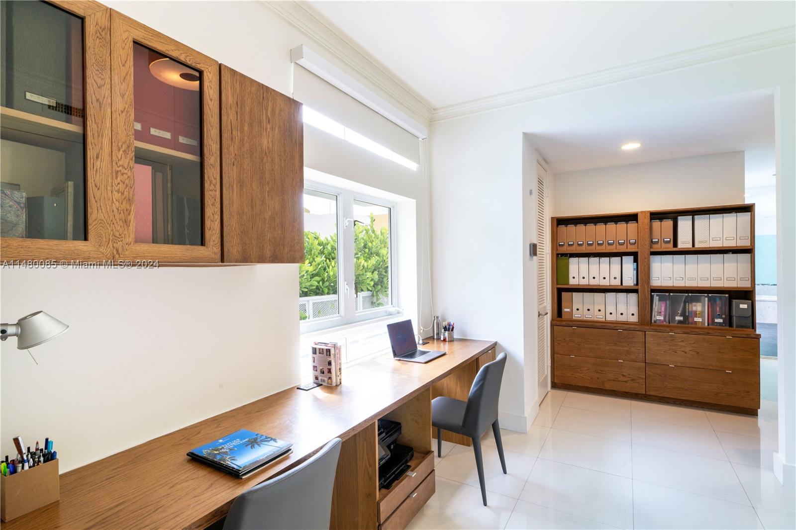 6010 Aqua Path, Miami Beach, FL, 33141 United States, 5 Bedrooms Bedrooms, ,4 BathroomsBathrooms,Residential,For Sale,Aqua Path,A11480085