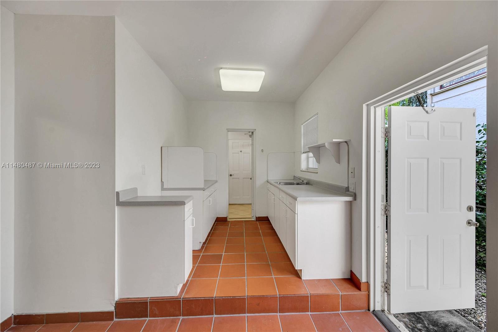 Guest Quarters