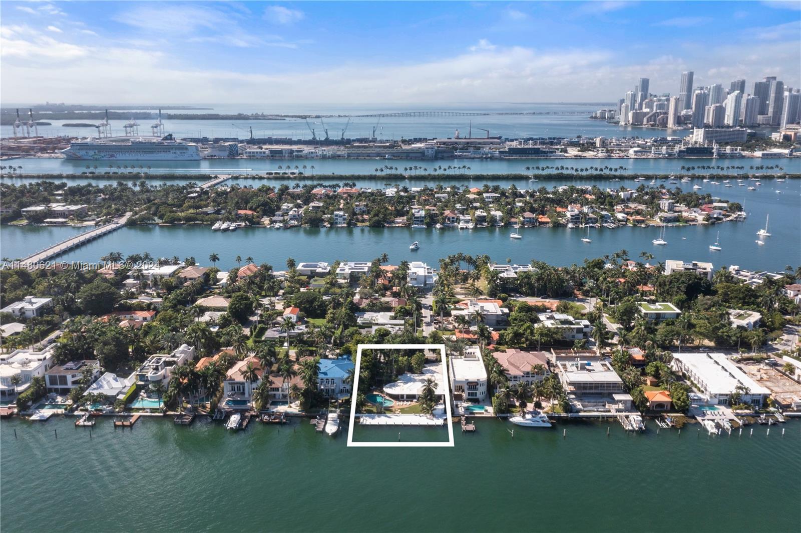 345 Hibiscus Dr, Miami Beach, FL, 33139 United States, 3 Bedrooms Bedrooms, ,4 BathroomsBathrooms,Residential,For Sale,Hibiscus Dr,A11480621
