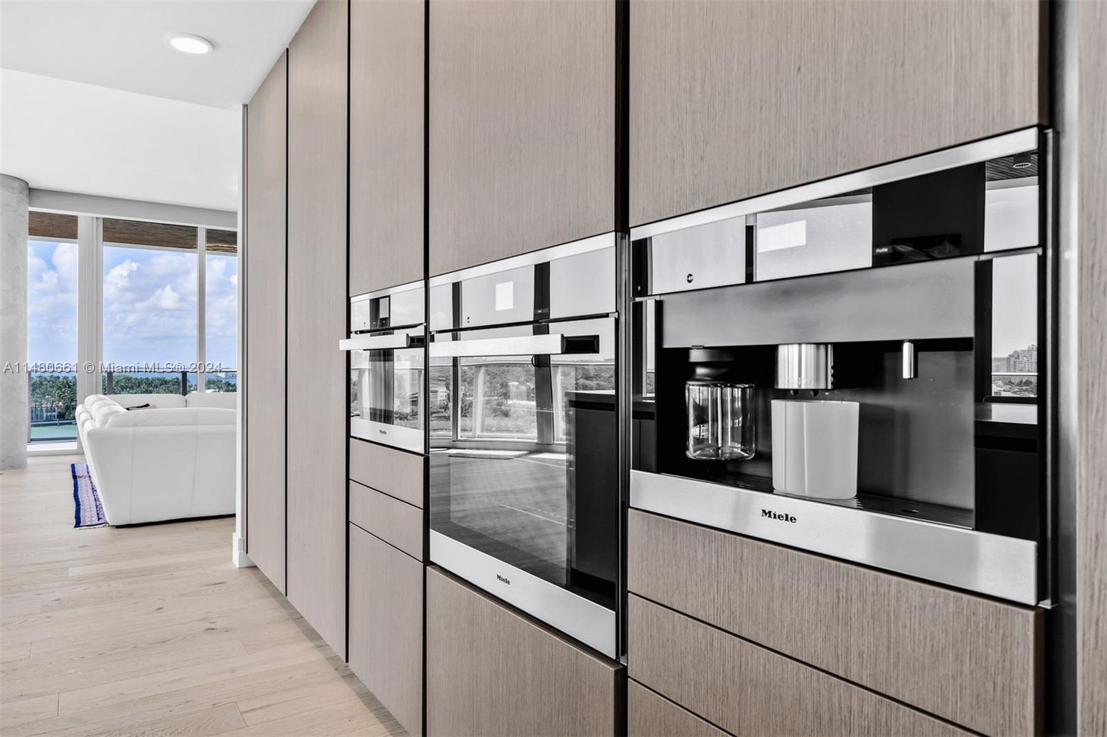 6800 Indian Creek Dr, Miami Beach, FL, 33141 United States, 4 Bedrooms Bedrooms, ,3 BathroomsBathrooms,Residential,For Sale,Indian Creek Dr,A11480661