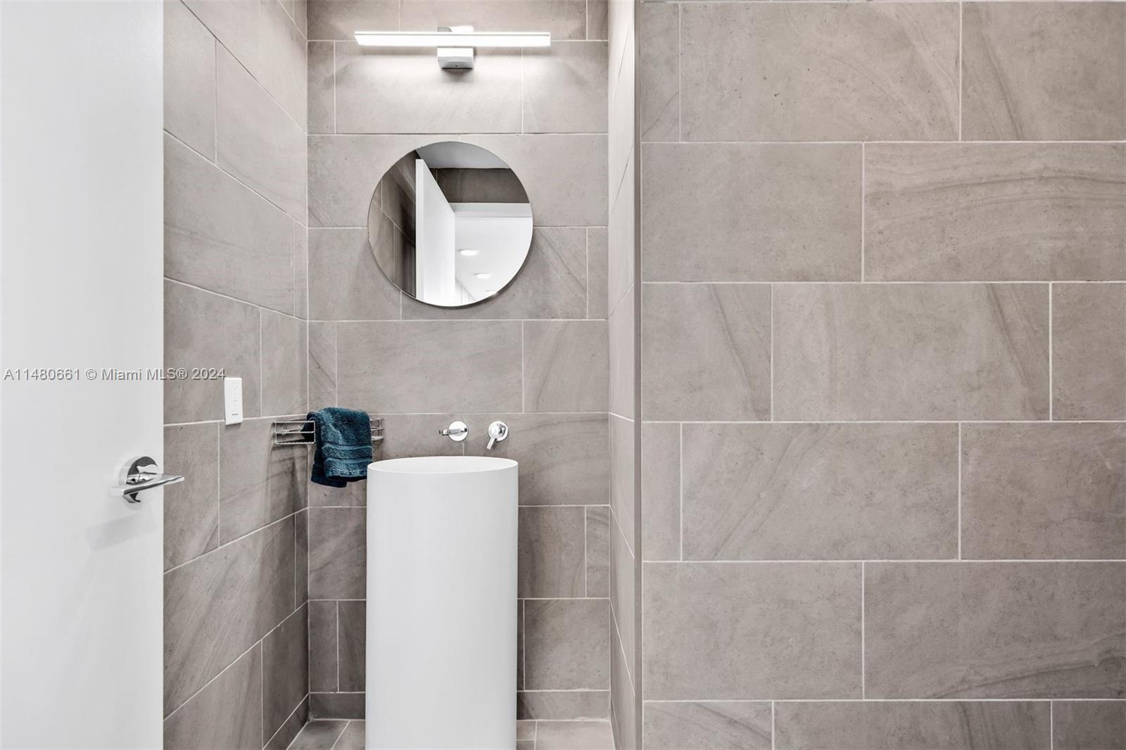 6800 Indian Creek Dr, Miami Beach, FL, 33141 United States, 4 Bedrooms Bedrooms, ,3 BathroomsBathrooms,Residential,For Sale,Indian Creek Dr,A11480661