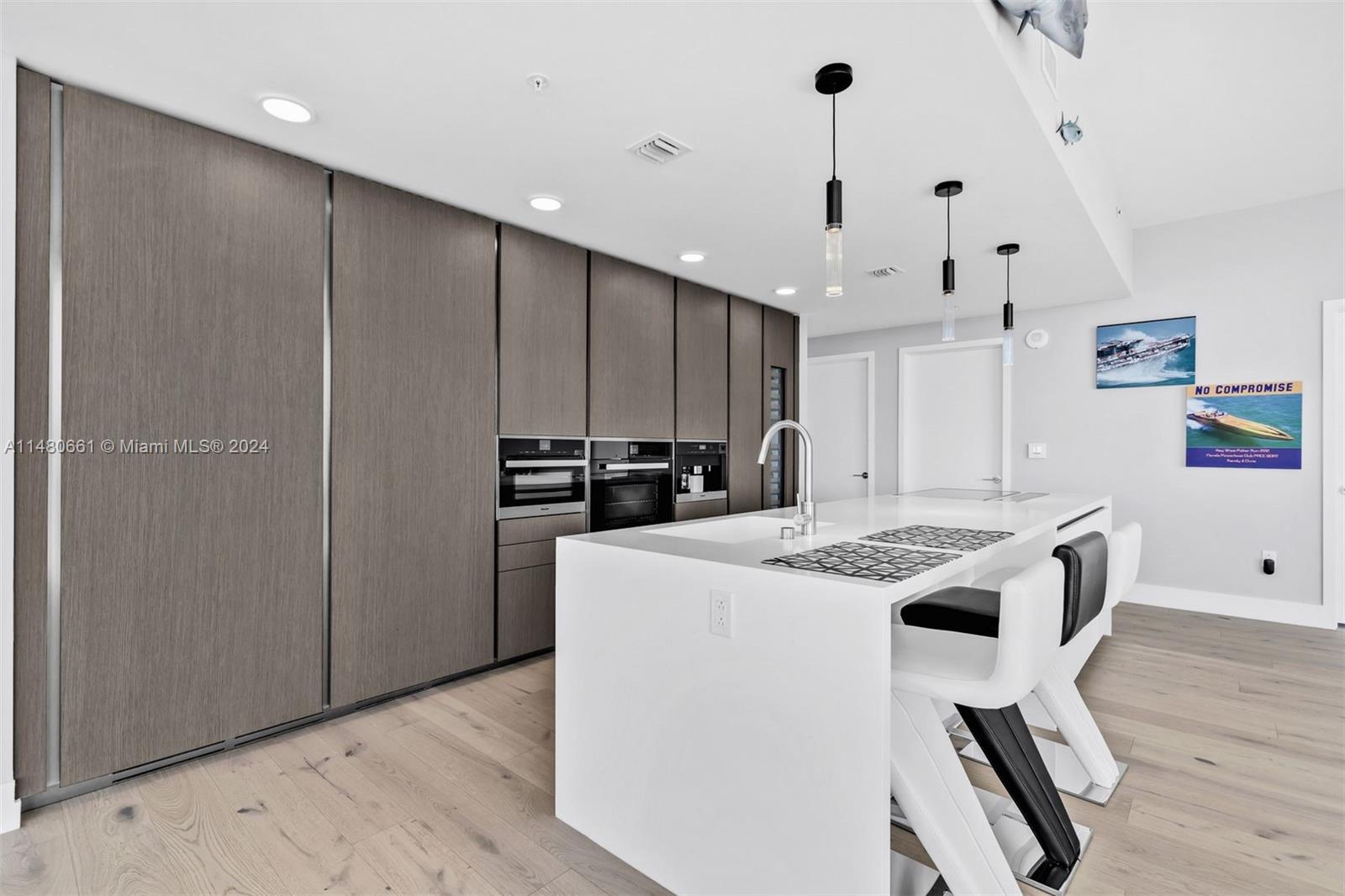 6800 Indian Creek Dr, Miami Beach, FL, 33141 United States, 4 Bedrooms Bedrooms, ,3 BathroomsBathrooms,Residential,For Sale,Indian Creek Dr,A11480661