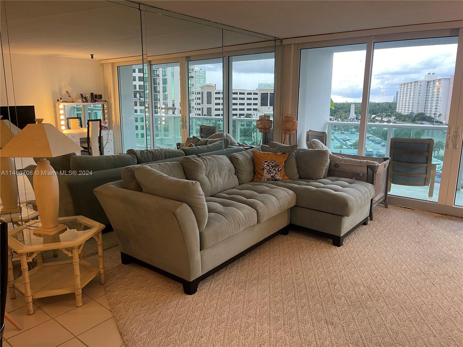 100 Bayview Dr 704, Sunny Isles Beach, Florida 33160, 2 Bedrooms Bedrooms, ,2 BathroomsBathrooms,Residential,For Sale,100 Bayview Dr 704,A11480708