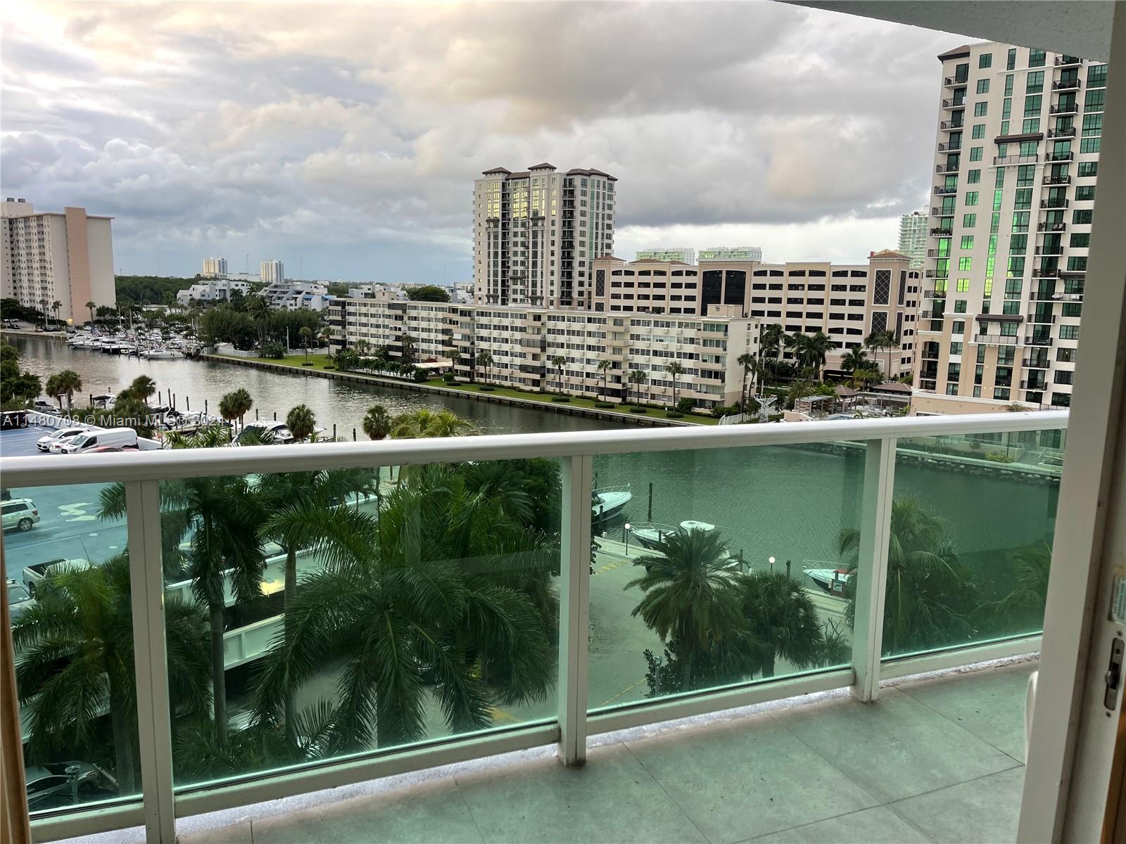 100 Bayview Dr 704, Sunny Isles Beach, Florida 33160, 2 Bedrooms Bedrooms, ,2 BathroomsBathrooms,Residential,For Sale,100 Bayview Dr 704,A11480708