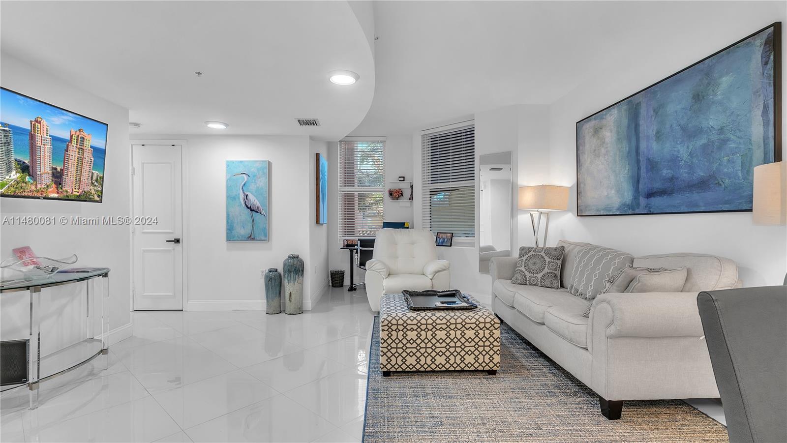 2110 N Ocean Blvd 5A, Fort Lauderdale, Florida 33305, 1 Bedroom Bedrooms, ,1 BathroomBathrooms,Residential,For Sale,2110 N Ocean Blvd 5A,A11480081