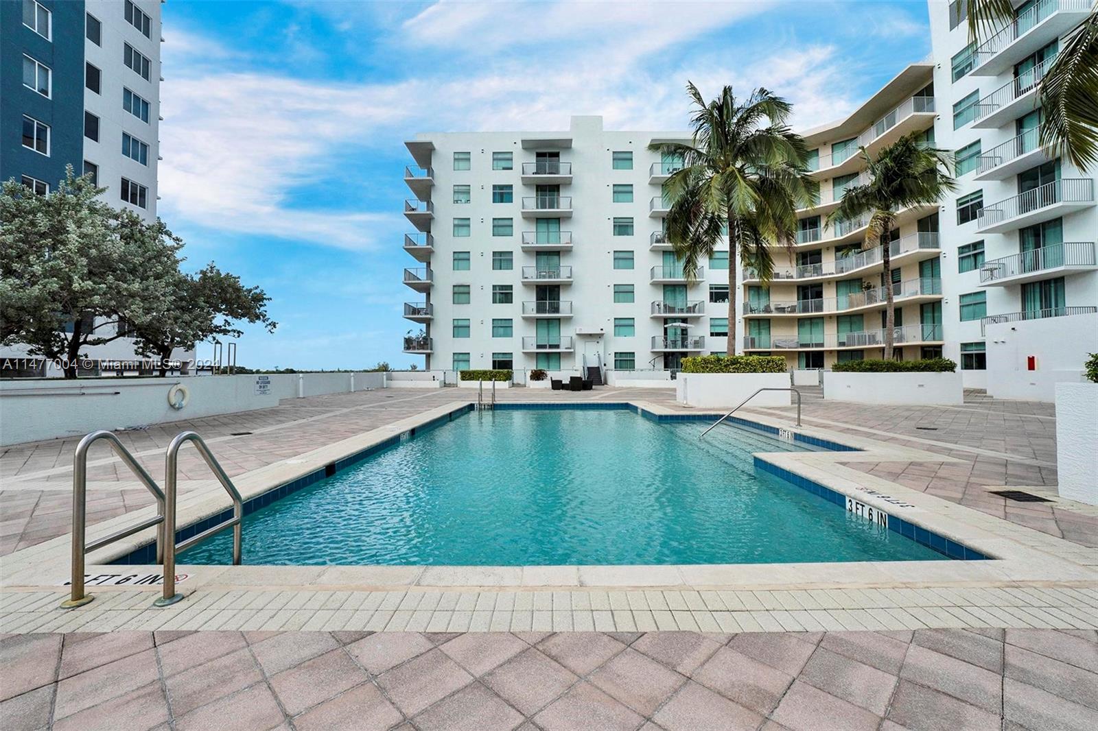 140 S Dixie Hwy 702, Hollywood, Florida 33020, 1 Bedroom Bedrooms, ,1 BathroomBathrooms,Residential,For Sale,140 S Dixie Hwy 702,A11477004