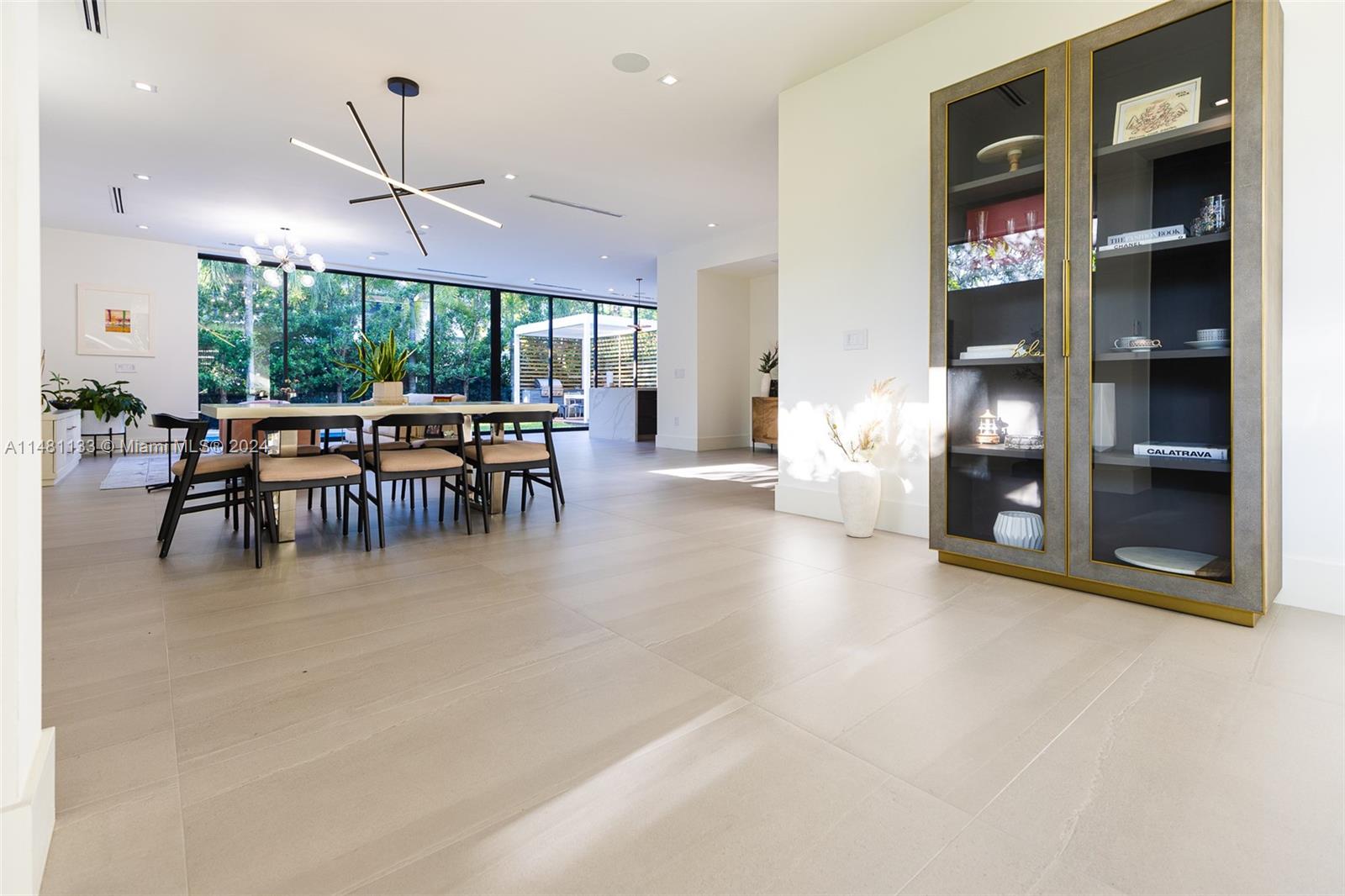 6000 79th St, South Miami, FL, 33143 United States, 5 Bedrooms Bedrooms, ,5 BathroomsBathrooms,Residential,For Sale,79th St,A11481133