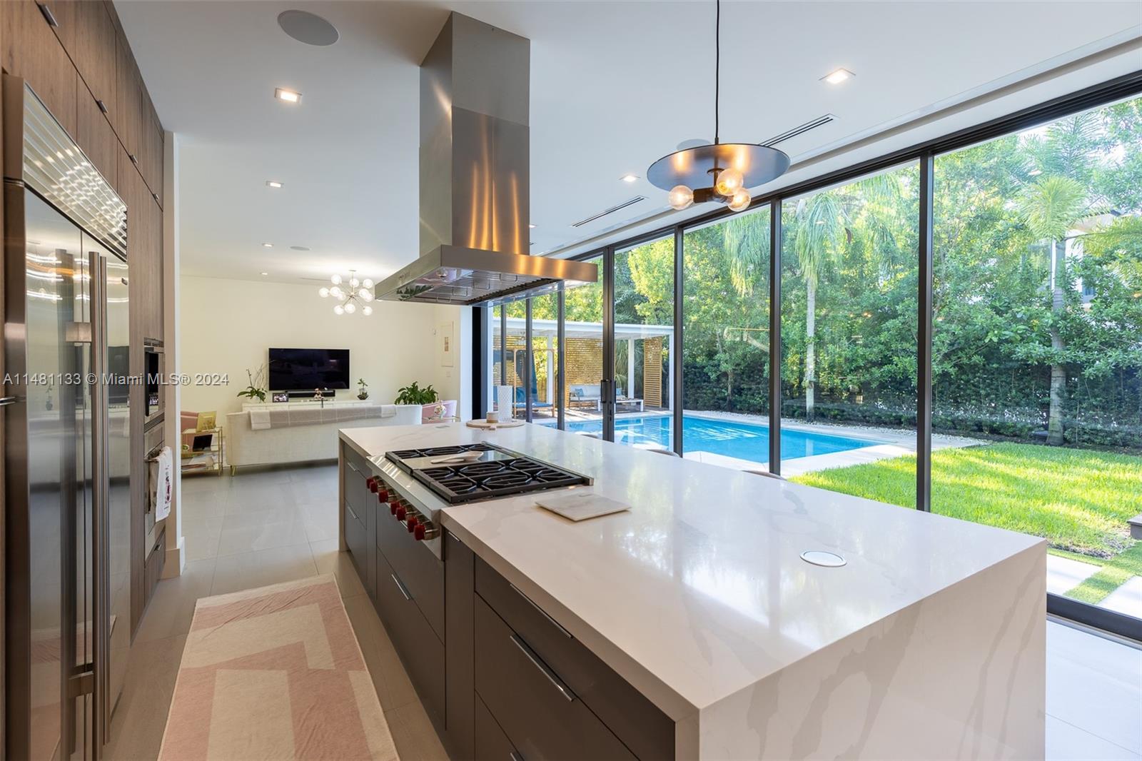 6000 79th St, South Miami, FL, 33143 United States, 5 Bedrooms Bedrooms, ,5 BathroomsBathrooms,Residential,For Sale,79th St,A11481133