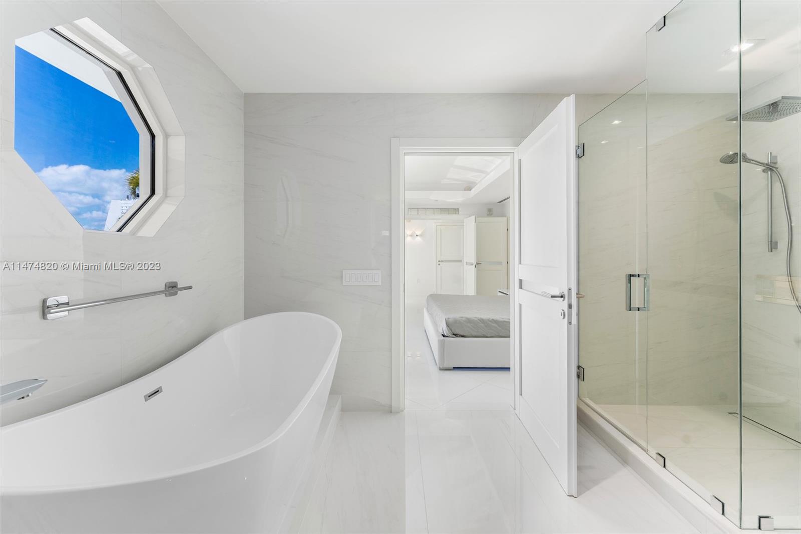 Primary Bathroom - Second Level