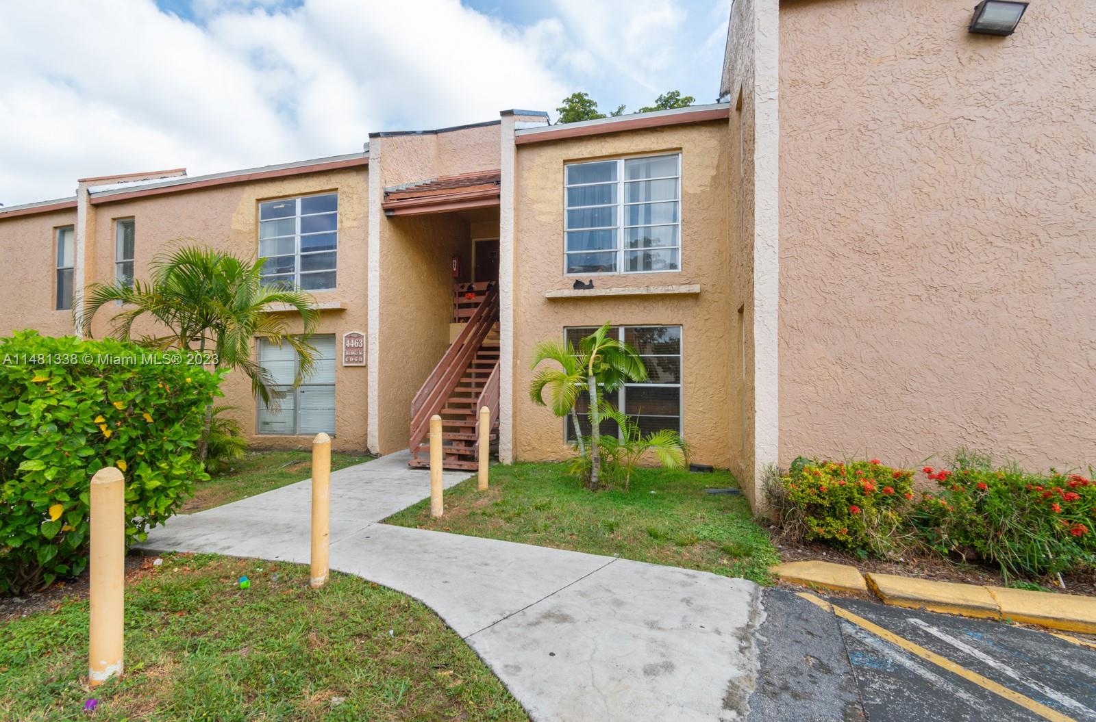 4463 Treehouse Ln G, Tamarac, Florida 33319, 2 Bedrooms Bedrooms, ,1 BathroomBathrooms,Residential,For Sale,4463 Treehouse Ln G,A11481338