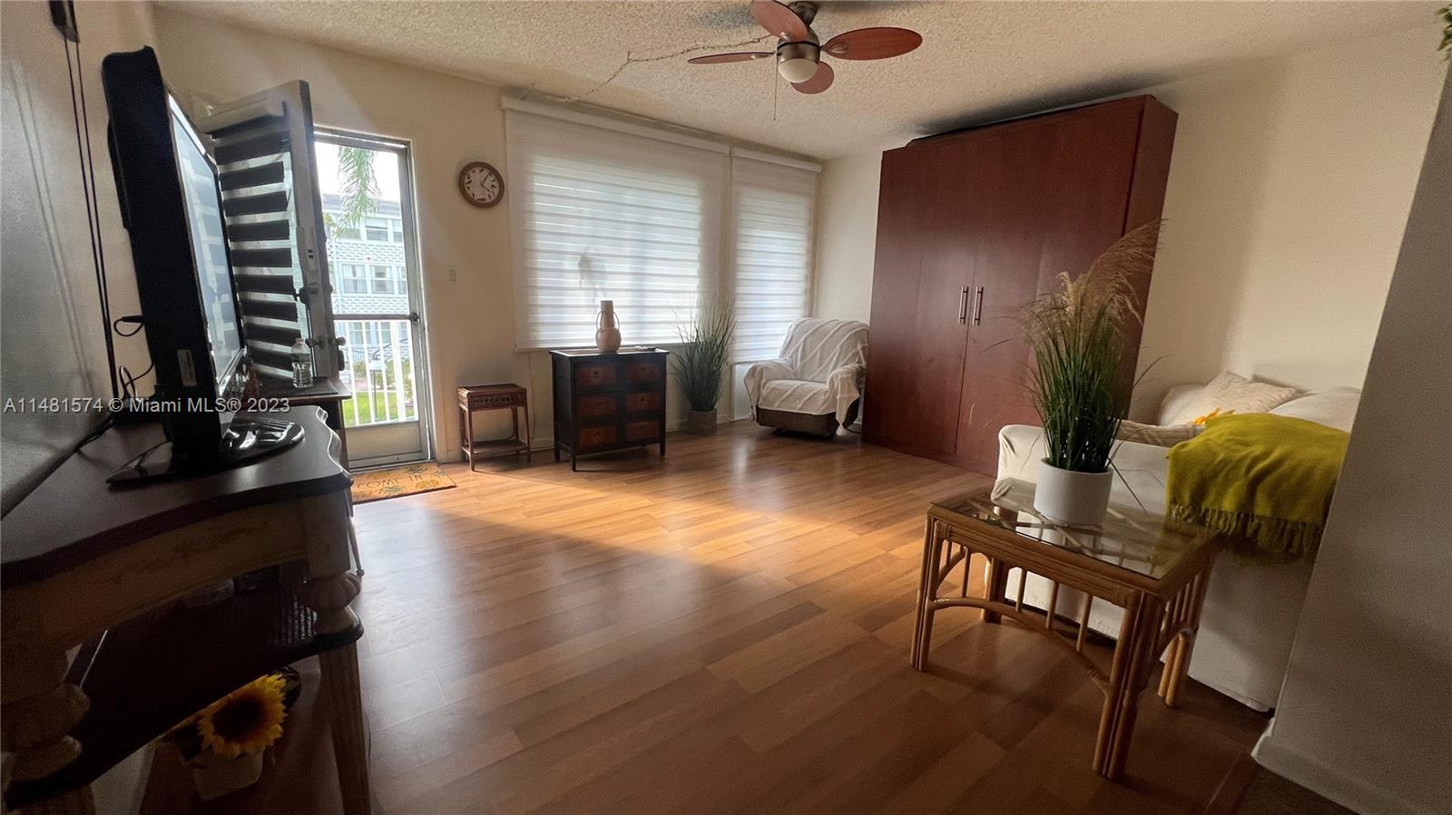 15610 NE 6th Ave 24B, Miami, Florida 33162, 1 Bedroom Bedrooms, ,1 BathroomBathrooms,Residential,For Sale,15610 NE 6th Ave 24B,A11481574