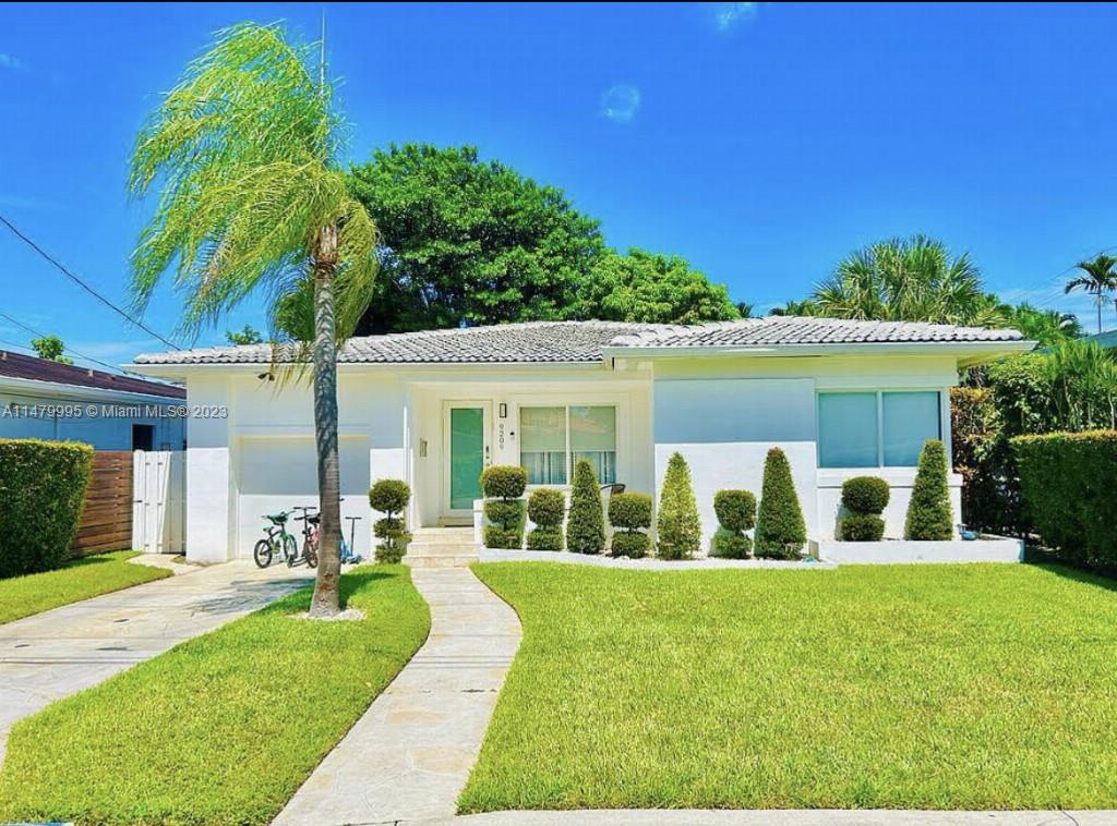 9209 Dickens Ave, Surfside, Florida 33154, 3 Bedrooms Bedrooms, 3 Rooms Rooms,2 BathroomsBathrooms,Residential,For Sale,9209 Dickens Ave,A11479995