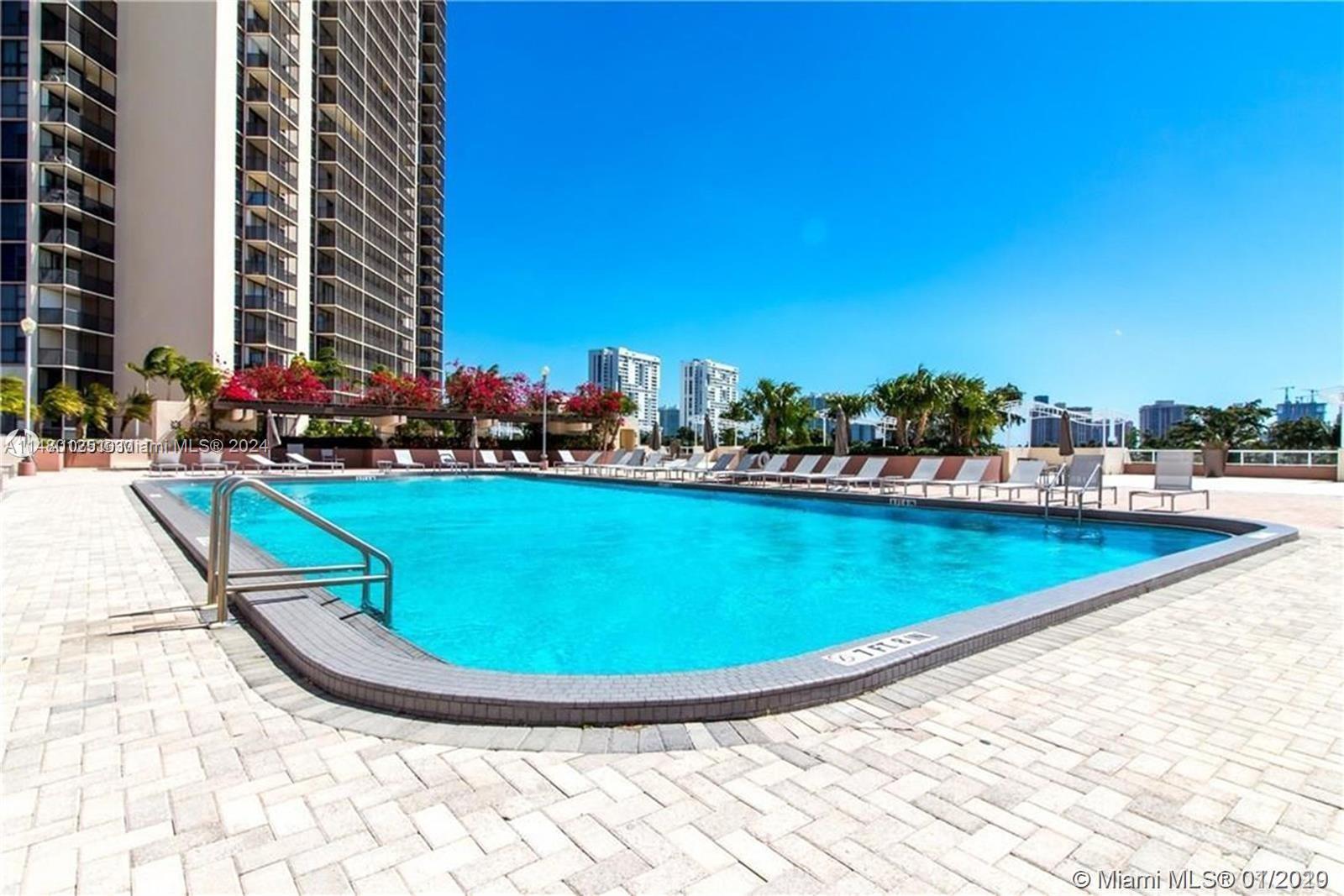 20335 Country Club Dr, Aventura, FL, 33180 United States, 2 Bedrooms Bedrooms, ,2 BathroomsBathrooms,Residential,For Sale,Country Club Dr,A11480125