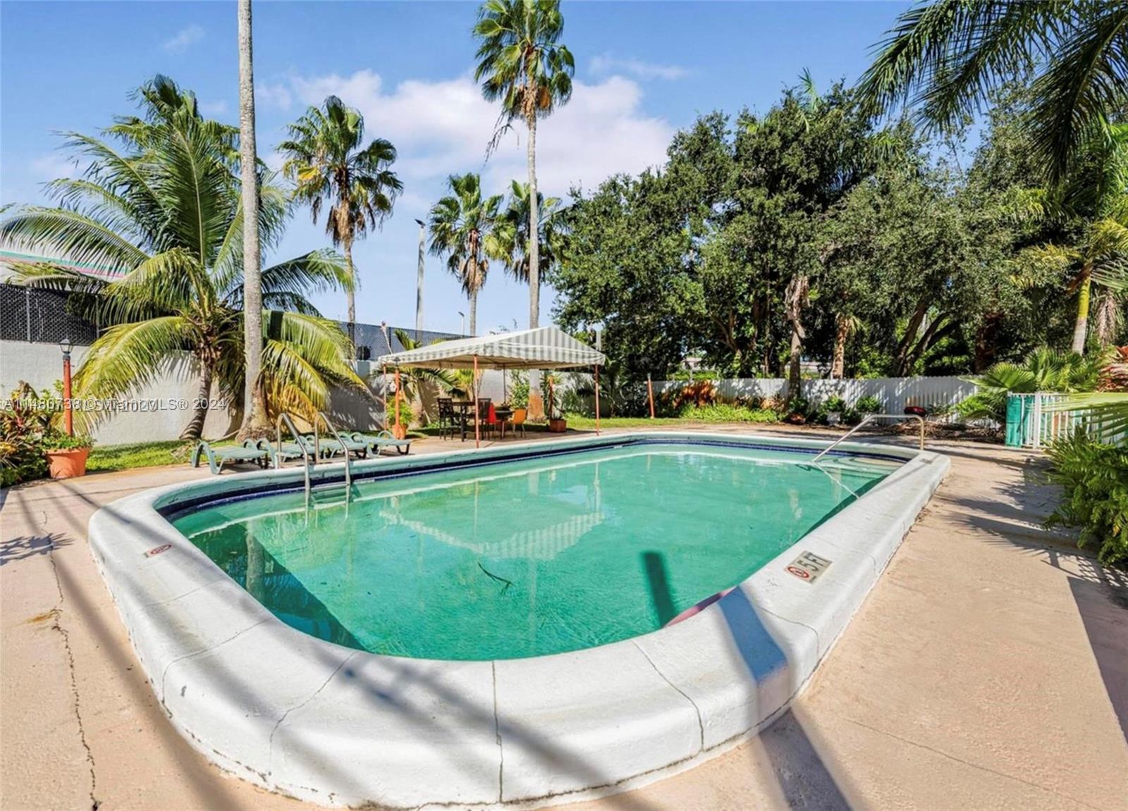 1600 NE 114th St 208, Miami, Florida 33181, 1 Bedroom Bedrooms, ,1 BathroomBathrooms,Residential,For Sale,1600 NE 114th St 208,A11480738