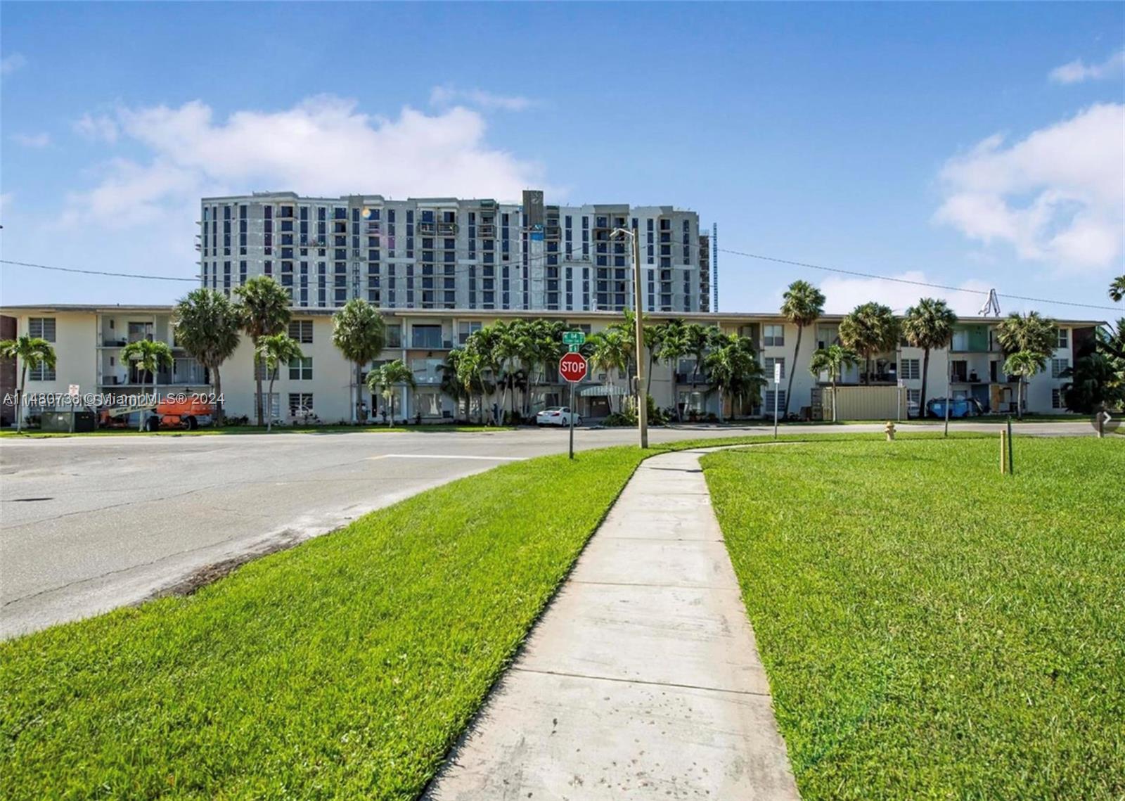 1600 NE 114th St 208, Miami, Florida 33181, 1 Bedroom Bedrooms, ,1 BathroomBathrooms,Residential,For Sale,1600 NE 114th St 208,A11480738