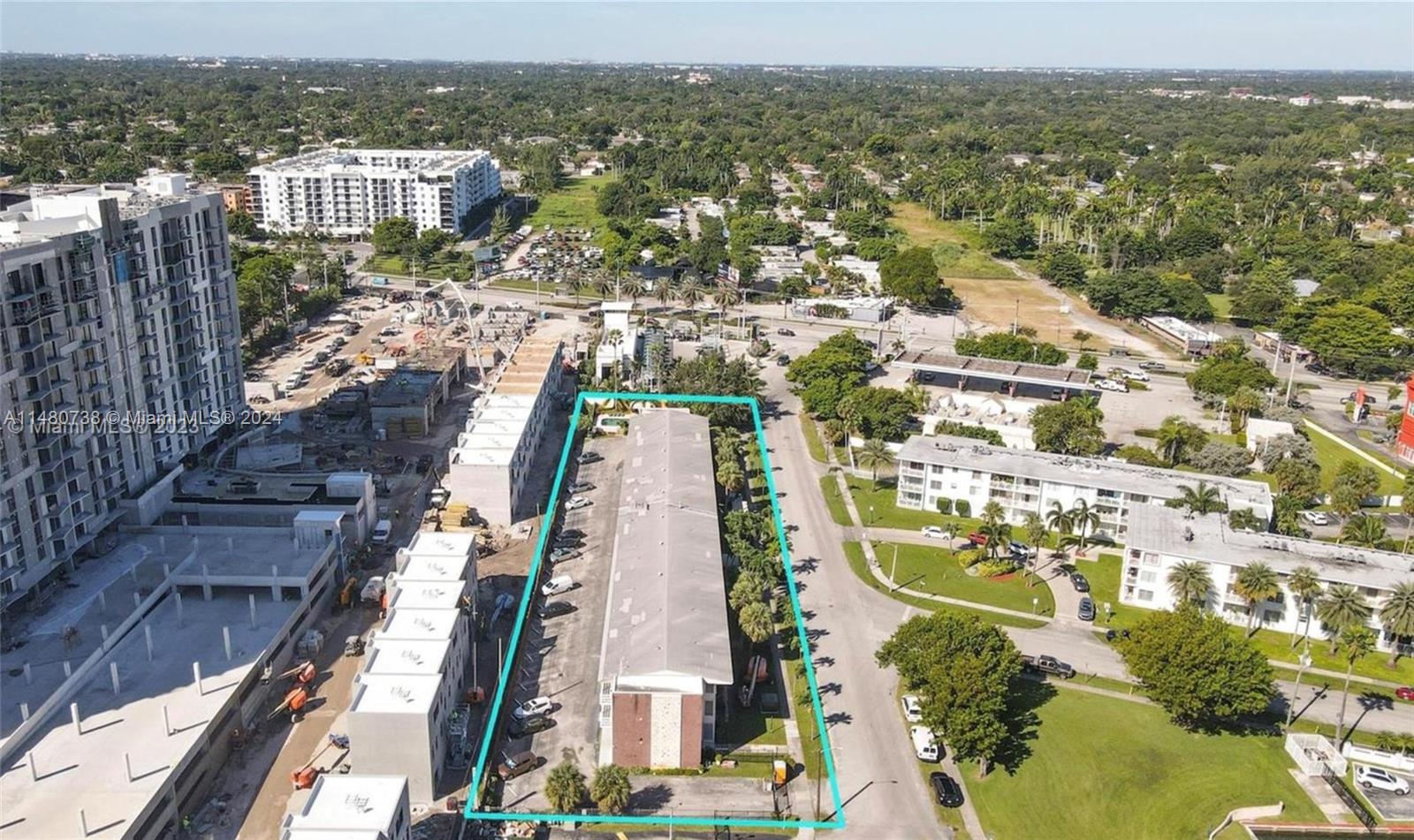 1600 NE 114th St 208, Miami, Florida 33181, 1 Bedroom Bedrooms, ,1 BathroomBathrooms,Residential,For Sale,1600 NE 114th St 208,A11480738