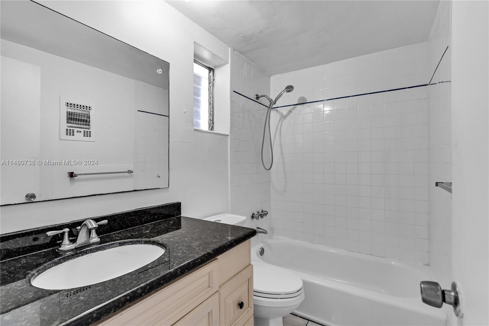 1600 NE 114th St 208, Miami, Florida 33181, 1 Bedroom Bedrooms, ,1 BathroomBathrooms,Residential,For Sale,1600 NE 114th St 208,A11480738