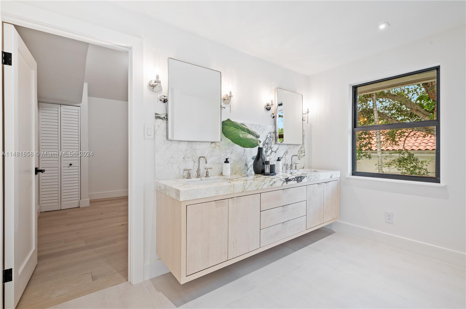 7611 83rd Ct, Miami, FL, 33143 United States, 5 Bedrooms Bedrooms, ,5 BathroomsBathrooms,Residential,For Sale,83rd Ct,A11481858